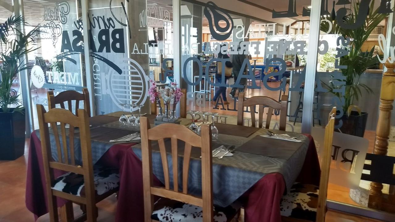 Hostal Venta Del Peral Cullar de Baza 外观 照片